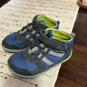 Merrell Bare Steps® Ridge Jr water repentant hiking toddler boots